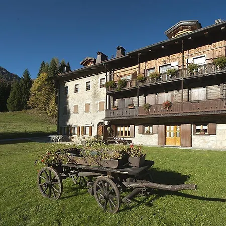 Apartment Albergo Diffuso Sauris In Sauris Di Sopra *